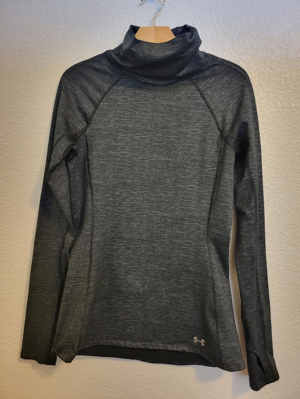 Under Armour ColdGear fitted charcoal grey heather long-sleeve turtle Neck